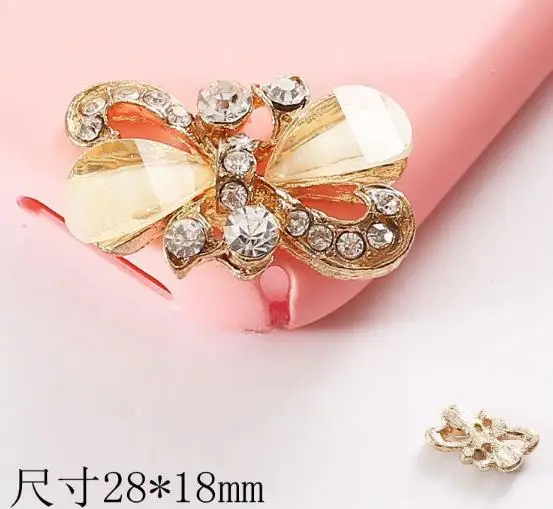 9 kinds of style alloy button 100pcs/lot crystal bowknot Rhinestone pearl buttons crystal for wedding/party/dress accessories
9 kinds of style alloy button 100pcs/lot crystal bowknot Rhinestone pearl buttons crystal for wedding/party/dress accessories