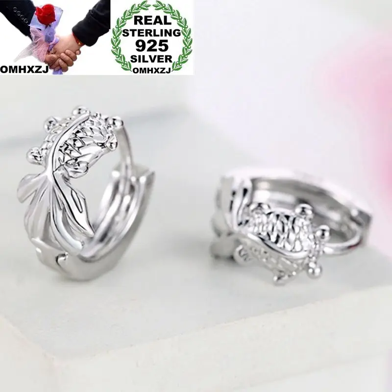 OMHXZJ Wholesale European Fashion Woman Girl Party Wedding Gift White Goldfish 925 Sterling Silver Hoop Earrings EA437
OMHXZJ Wholesale European Fashion Woman Girl Party Wedding Gift White Goldfish 925 Sterling Silver Hoop Earrings EA437