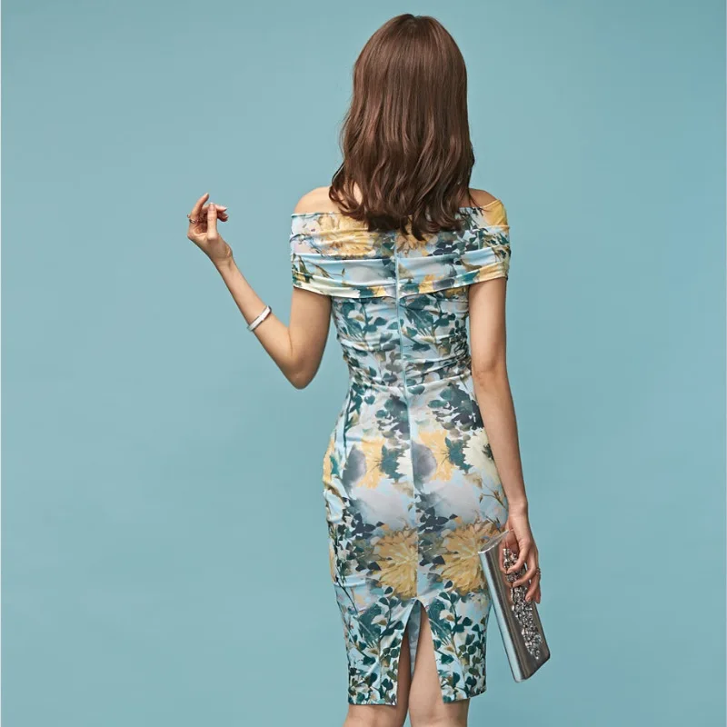 2019 summer new women's dress sexy V-neck strapless party slim bag hip slim print dresses
2019 summer new women's dress sexy V-neck strapless party slim bag hip slim print dresses