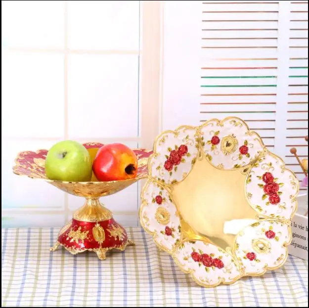 diameter 28cm European gold carved pattern large capacity plate KTV and home decoration kTV food fruit tray fruit plate SG023
diameter 28cm European gold carved pattern large capacity plate KTV and home decoration kTV food fruit tray fruit plate SG023
