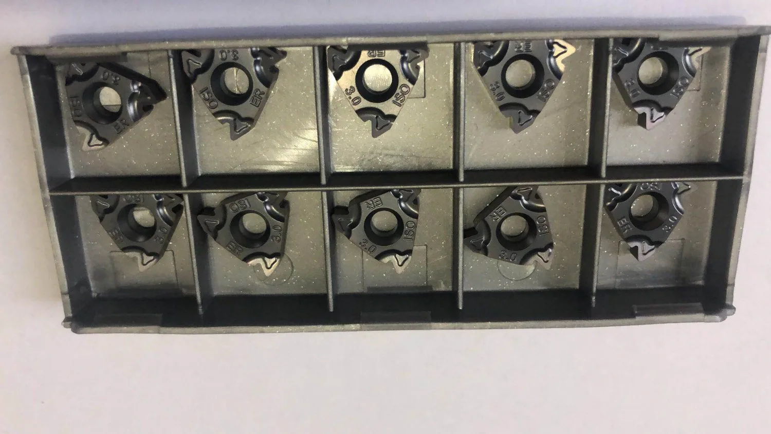 Наружная резьба ЧПУ Iscar 16ERM3.00 ISO IC908 | Инструменты