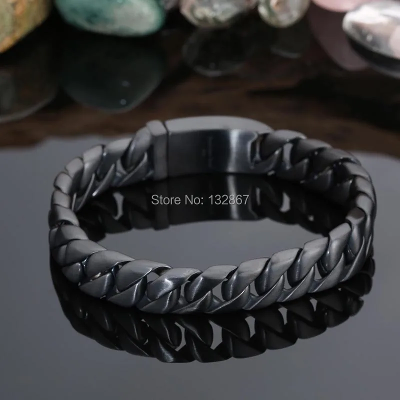 IP Black Plated Men Pure Stainless steel Cuban Curb Chain Bracelet 12.5mm 8.66''
IP Black Plated Men Pure Stainless steel Cuban Curb Chain Bracelet 12.5mm 8.66''