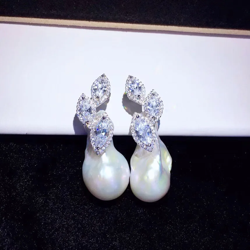 Luxury Baroque Pearl Leaf Design Earrings S925 Sterling Stud Earrings Big Kiwa Pearl Earrings Jewelry Women Gifts
Luxury Baroque Pearl Leaf Design Earrings S925 Sterling Stud Earrings Big Kiwa Pearl Earrings Jewelry Women Gifts