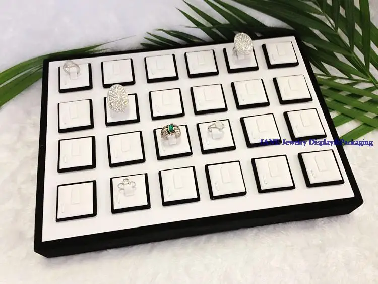 2015 Newest Classical Ring Jewelry Display Tray Black With White 24 Sheets Ring Plate Ring Holder Jewelry Pallet Stand
2015 Newest Classical Ring Jewelry Display Tray Black With White 24 Sheets Ring Plate Ring Holder Jewelry Pallet Stand