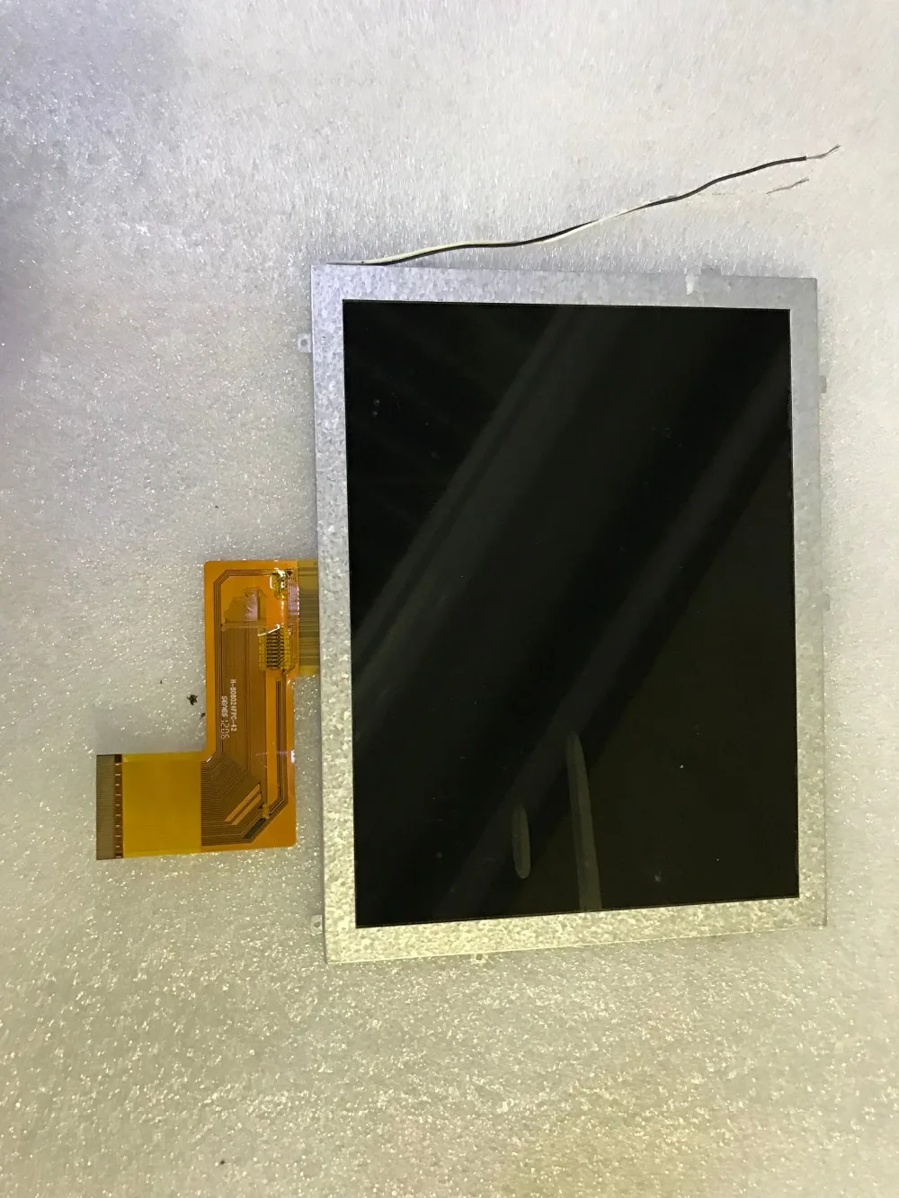 free shipping original 8 inch LCD screen original cable Model: H-B08024Fpc-42
free shipping original 8 inch LCD screen original cable Model: H-B08024Fpc-42