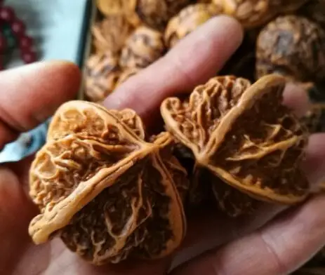 Chinese Health care Massage handball Hand Walnuts