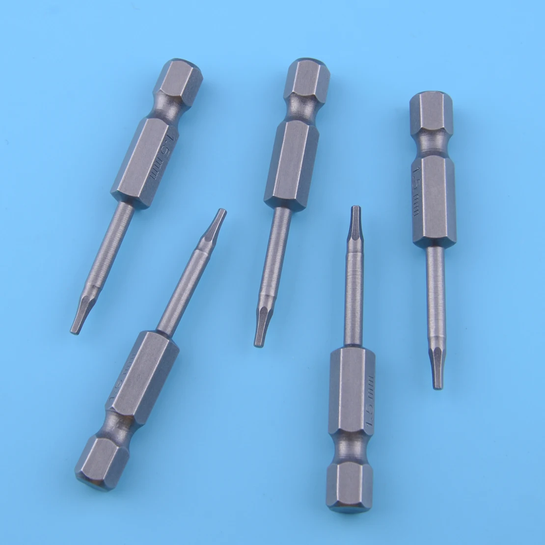LETAOSK New 5PCS 1/4" Hex Hexagon Shank 1.5mm Tip Head 50mm Length Magnetic Bits for Phillips Screwdriver
LETAOSK New 5PCS 1/4" Hex Hexagon Shank 1.5mm Tip Head 50mm Length Magnetic Bits for Phillips Screwdriver