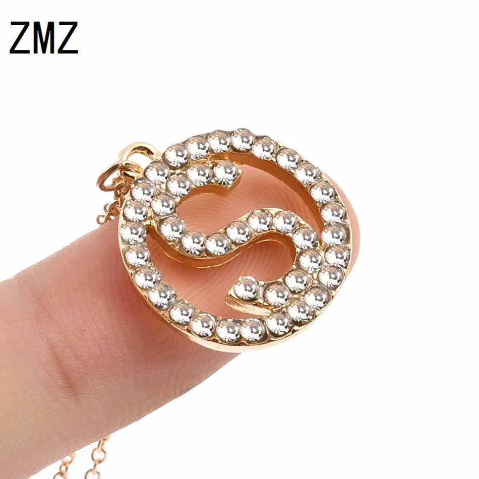 ZMZ 10pcs/lot 2018 Europe/US letter S in circal pendant necklace with shinny stone bijou gift for mom/girlfriend party jewelry
ZMZ 10pcs/lot 2018 Europe/US letter S in circal pendant necklace with shinny stone bijou gift for mom/girlfriend party jewelry