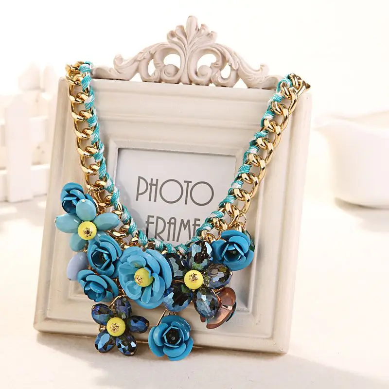 2018 new vintage statement crystal necklace bead punk collares Multicolor Artificial Flower crystal Fashion Necklace jewelry
2018 new vintage statement crystal necklace bead punk collares Multicolor Artificial Flower crystal Fashion Necklace jewelry
