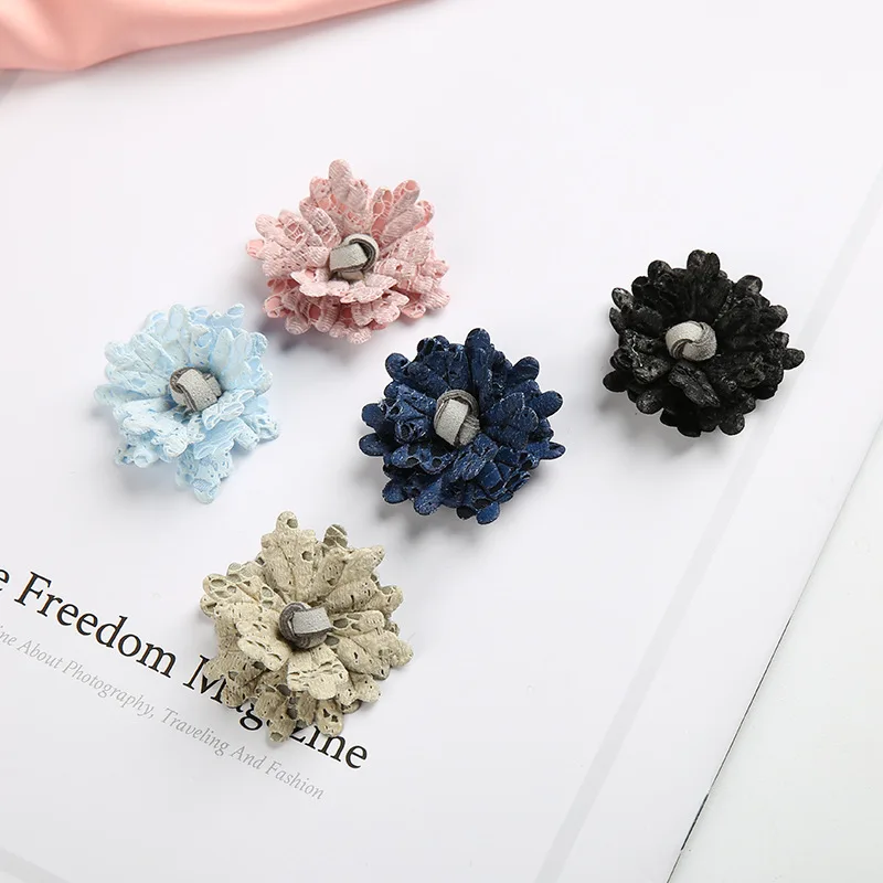 Newborn Decorative Lace Fabric Flowers for Home Garden Fashion daisy Flowers for Wedding Embellishment
Newborn Decorative Lace Fabric Flowers for Home Garden Fashion daisy Flowers for Wedding Embellishment