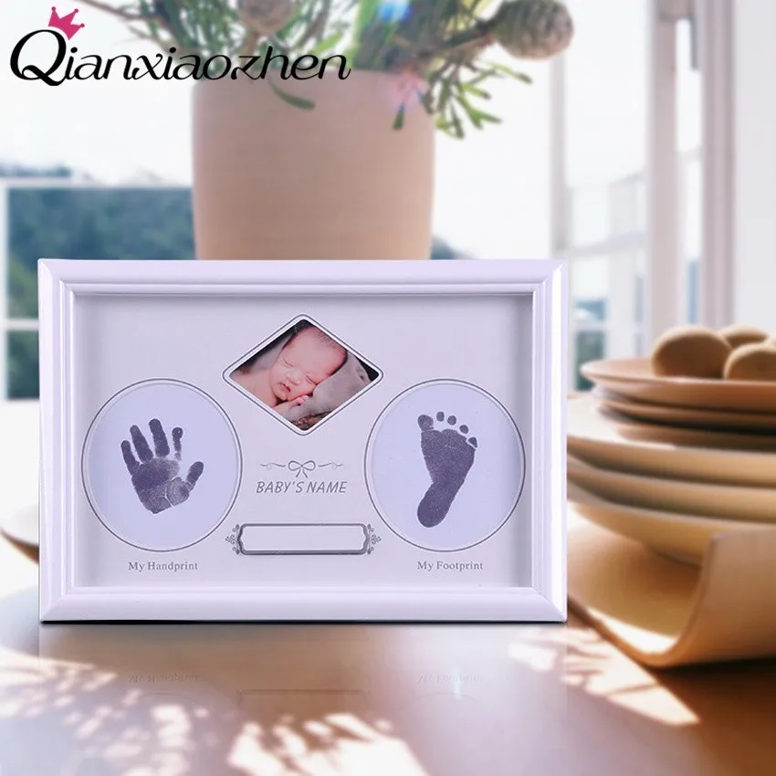 Qianxiaozhen Newborn Baby DIY Handprint Footprint Photo Frame Baby Frame Nontoxic Fingerprints Inkpad Baby Shower Souvenir
Qianxiaozhen Newborn Baby DIY Handprint Footprint Photo Frame Baby Frame Nontoxic Fingerprints Inkpad Baby Shower Souvenir