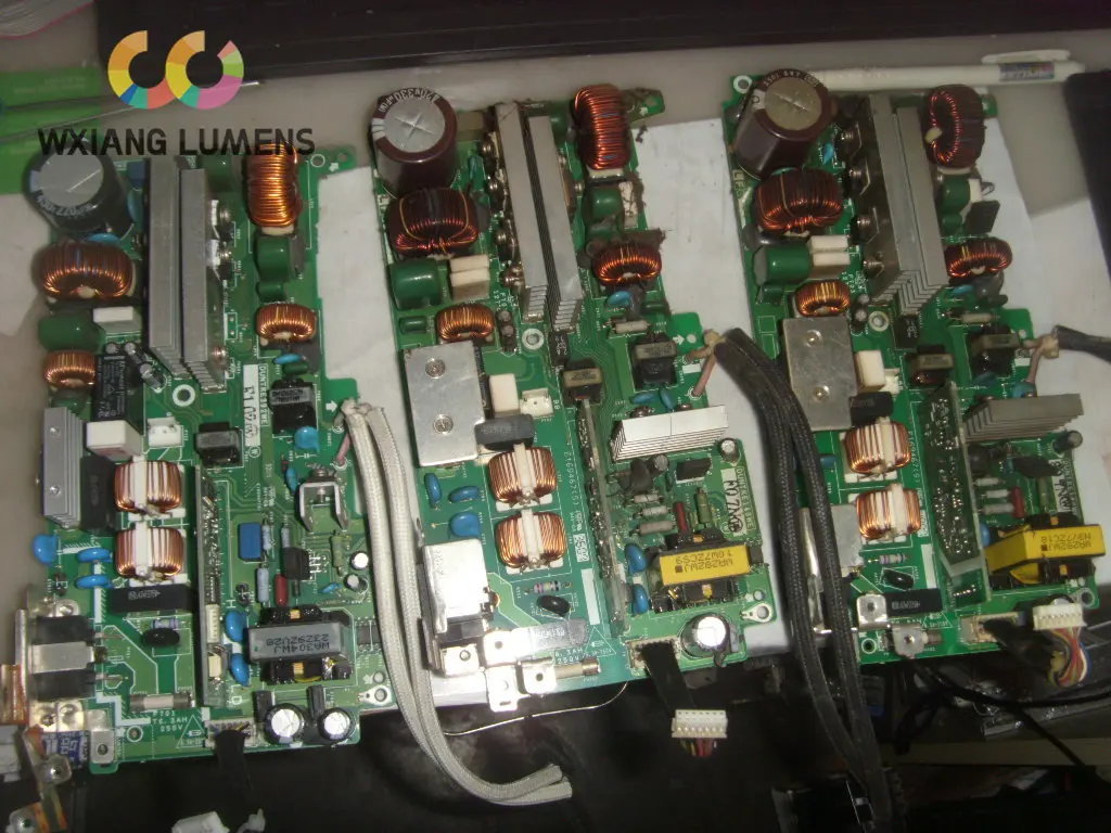 Основной блок питания проектора подходит для SHARP H325XA H825XA DUNTKE149WE QPWBNE149WJN1
Основной блок питания проектора подходит для SHARP H325XA H825XA DUNTKE149WE QPWBNE149WJN1