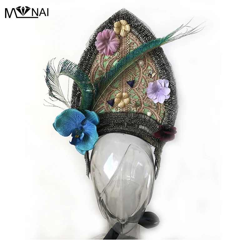 Fashion Unique Queen Embroidery Headpiece Fancy Dress Costume Feather Headband For Wedding Party Cosplay Hair Accessories Goth
Fashion Unique Queen Embroidery Headpiece Fancy Dress Costume Feather Headband For Wedding Party Cosplay Hair Accessories Goth