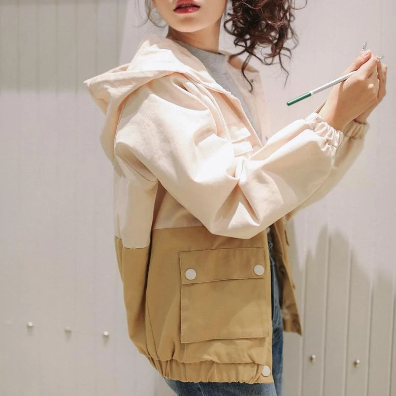 2020 spring and autumn new Korean version of Harajuku wind loose wild color embroidery hooded jacket female
2020 spring and autumn new Korean version of Harajuku wind loose wild color embroidery hooded jacket female
