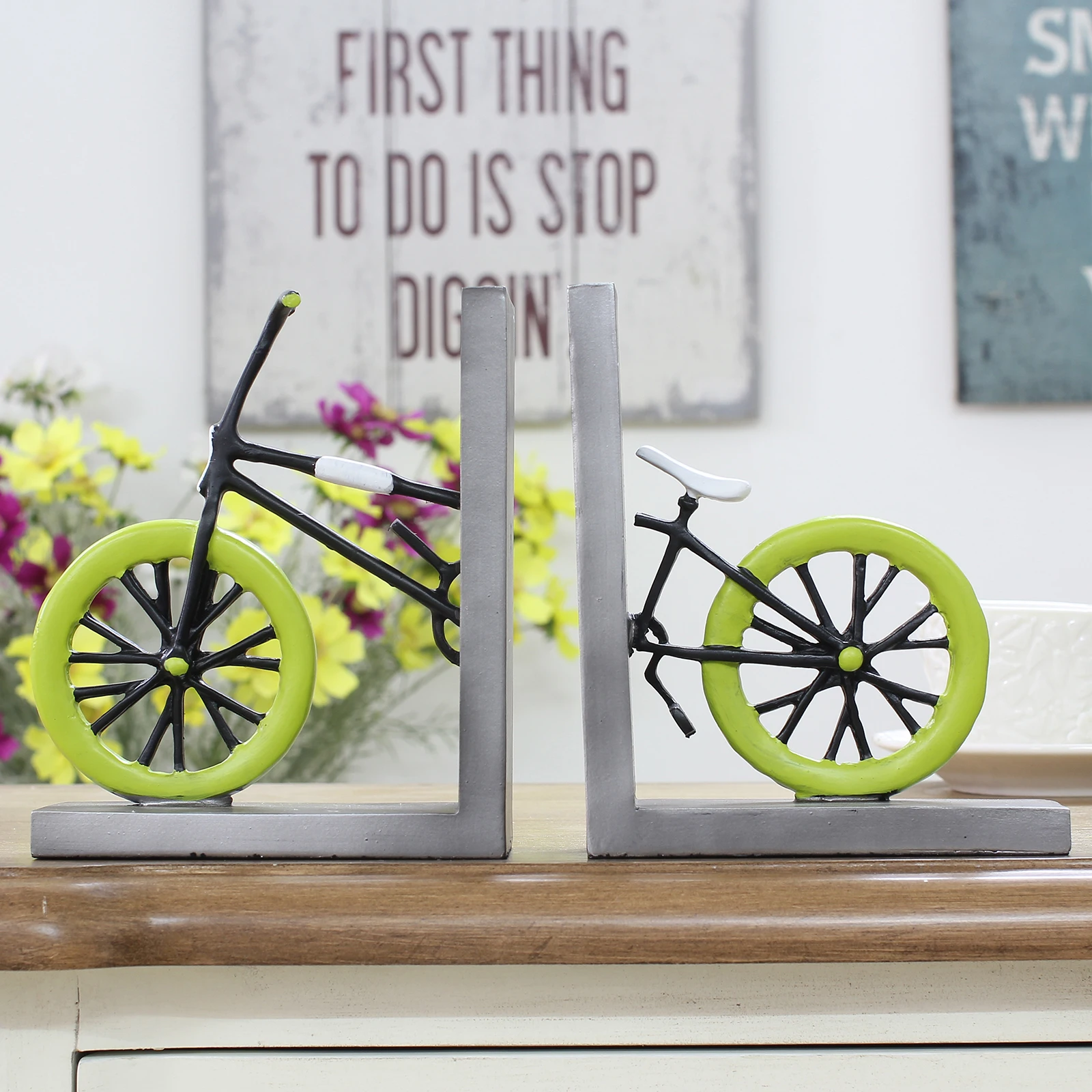 Modern Small Refreshing Bicycle Books Are Decorated By Nordic Creative Living Room Craft Accessories
Modern Small Refreshing Bicycle Books Are Decorated By Nordic Creative Living Room Craft Accessories