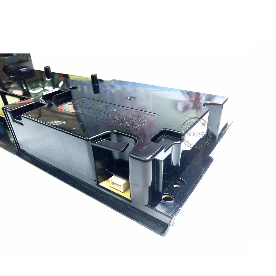 ADP-300CR/ADP-300ER/N15-300P1A Мощность адаптер для Playstation 4 для PS4 PRO консоли
ADP-300CR/ADP-300ER/N15-300P1A Мощность адаптер для Playstation 4 для PS4 PRO консоли
