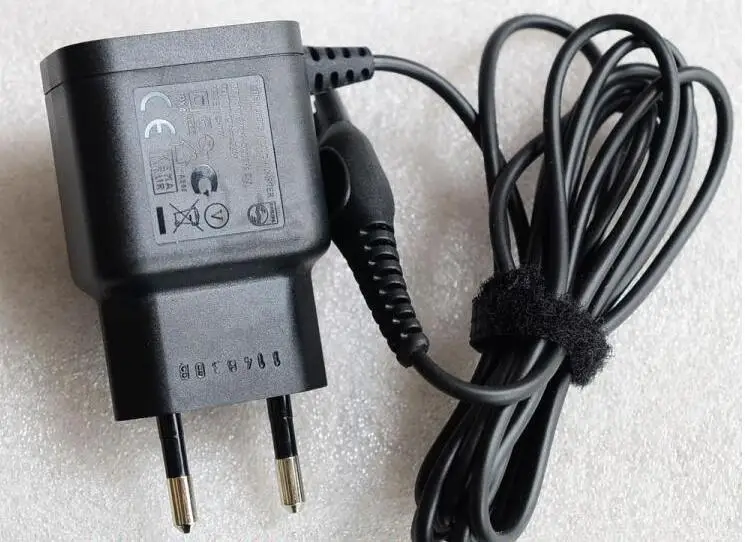 Original 15V 5.4W EU Wall Plug AC Power Razor Adapter Charger for PHILIPS Norelco HQ8505 RQ11 HQ8500 HQ6070 RQ1250 HQ6076
Original 15V 5.4W EU Wall Plug AC Power Razor Adapter Charger for PHILIPS Norelco HQ8505 RQ11 HQ8500 HQ6070 RQ1250 HQ6076