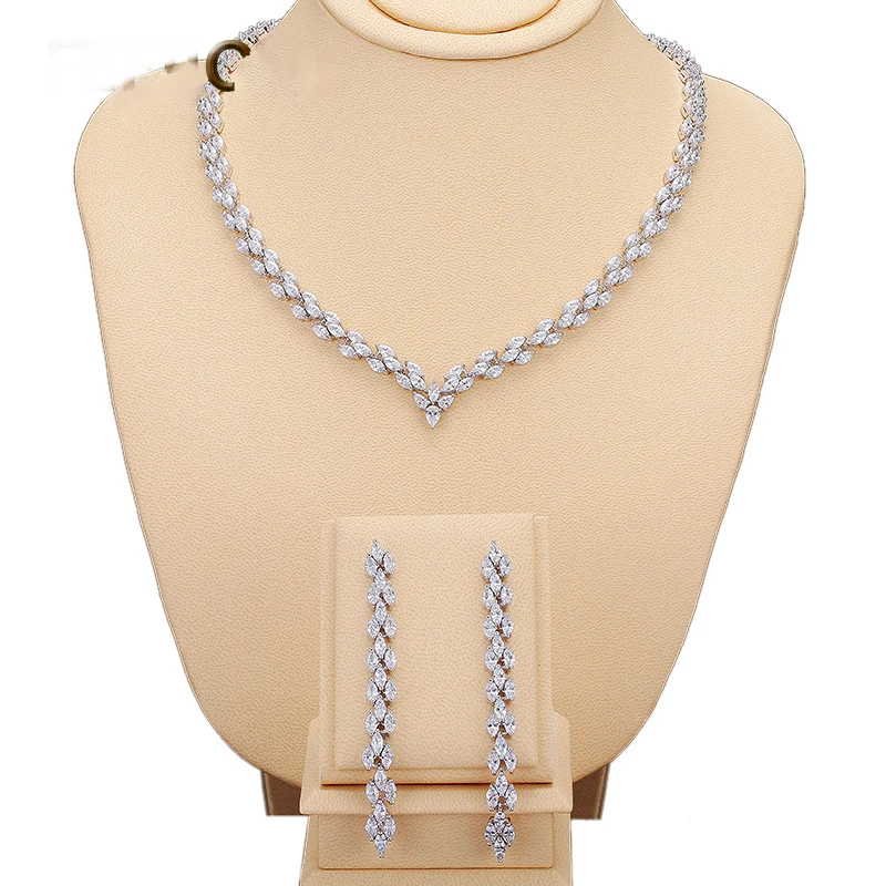 2pcs Pack Fashion trendy jewelry set for Wedding long dangle earring necklace pendant women jewelry gifts africa J4779
2pcs Pack Fashion trendy jewelry set for Wedding long dangle earring necklace pendant women jewelry gifts africa J4779
