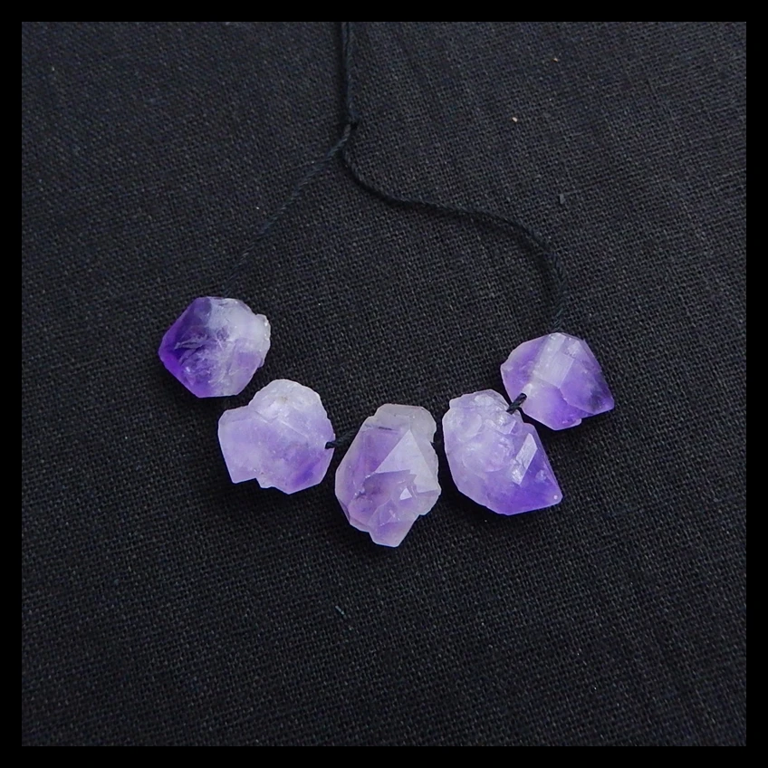 Sales 5Pcs Freedom Natural Stone Amethyst Side Drilled Gemstone DIY Jewelry Necklace Pendants Bead 19x15x12mm 16x14x10mm 16.1g
Sales 5Pcs Freedom Natural Stone Amethyst Side Drilled Gemstone DIY Jewelry Necklace Pendants Bead 19x15x12mm 16x14x10mm 16.1g