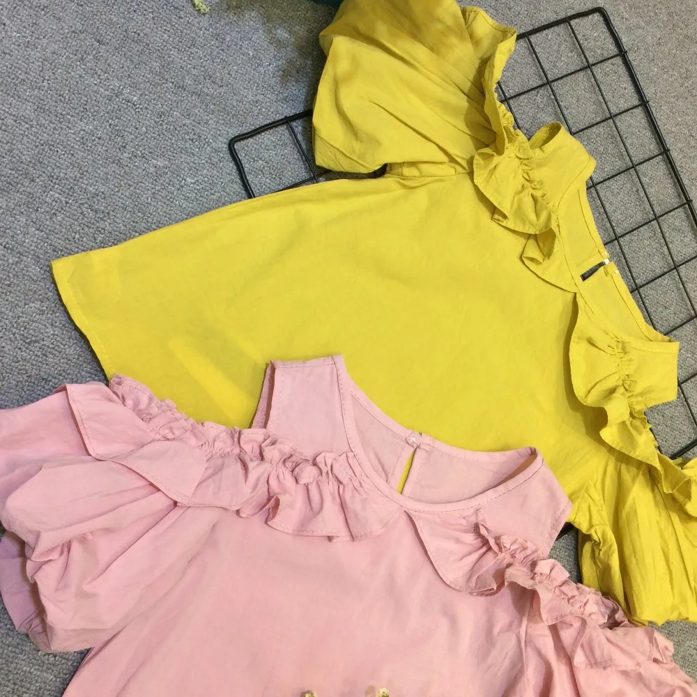 Girls Shirt 2018 New Summer Cotton Short Sleeve Blouses for Girl Fashion Design Candy Color Top Children Infant Toddler Clothing 
Girls Shirt 2018 New Summer Cotton Short Sleeve Blouses for Girl Fashion Design Candy Color Top Children Infant Toddler Clothing