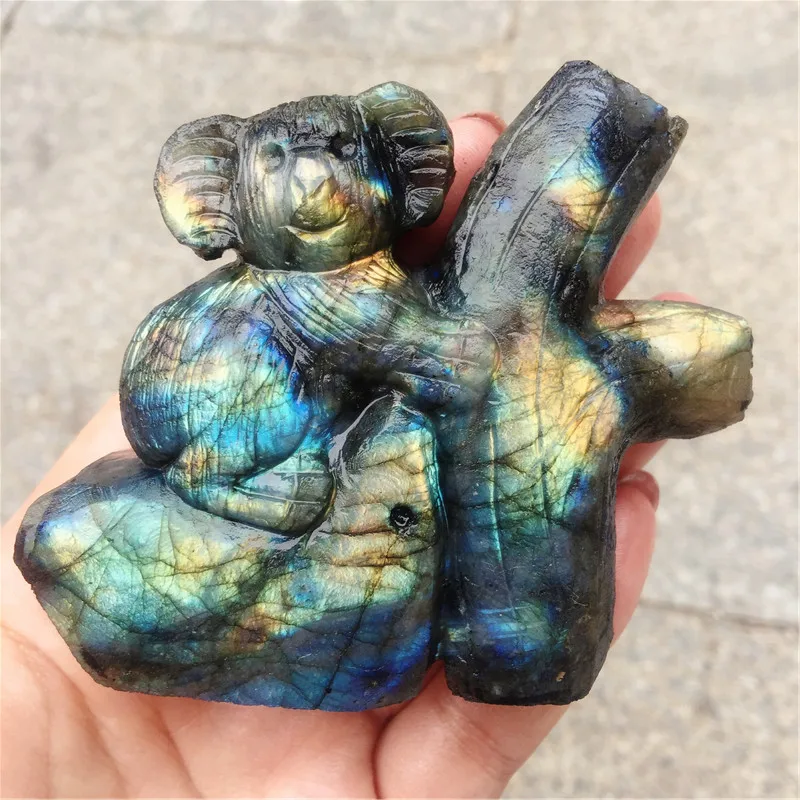 Beautiful crystal carvings natural hand-carved labradorite koala stone jewelry gifts carved for decoration
Beautiful crystal carvings natural hand-carved labradorite koala stone jewelry gifts carved for decoration