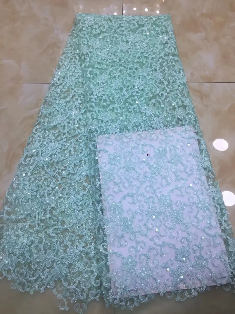 sequins Tulle lace fabric beautiful flowers sequins on netting/mesh embroidered wedding/ evinging/show dress lace fabric ML7026
sequins Tulle lace fabric beautiful flowers sequins on netting/mesh embroidered wedding/ evinging/show dress lace fabric ML7026