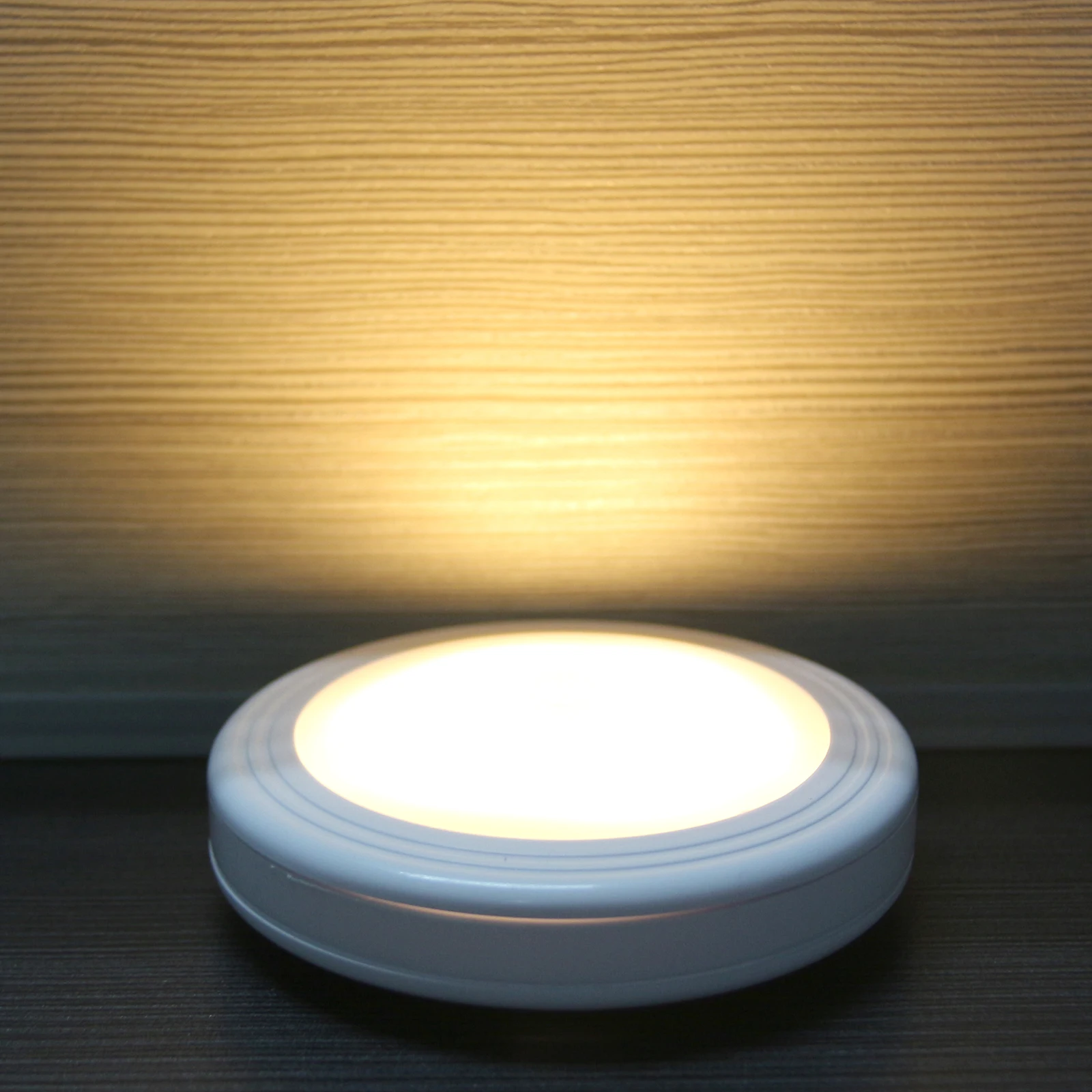 Infrared PIR Motion Sensor 6 Led Night Light Wireless Detector Light Wall Lamp Light Auto On/Off Closet Battery Power
Infrared PIR Motion Sensor 6 Led Night Light Wireless Detector Light Wall Lamp Light Auto On/Off Closet Battery Power