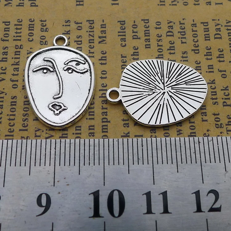 100pcs Exquisite Face charms pendants 16*23mm Antique silver bag accessories craft Jewelry earring bracelet necklace
100pcs Exquisite Face charms pendants 16*23mm Antique silver bag accessories craft Jewelry earring bracelet necklace