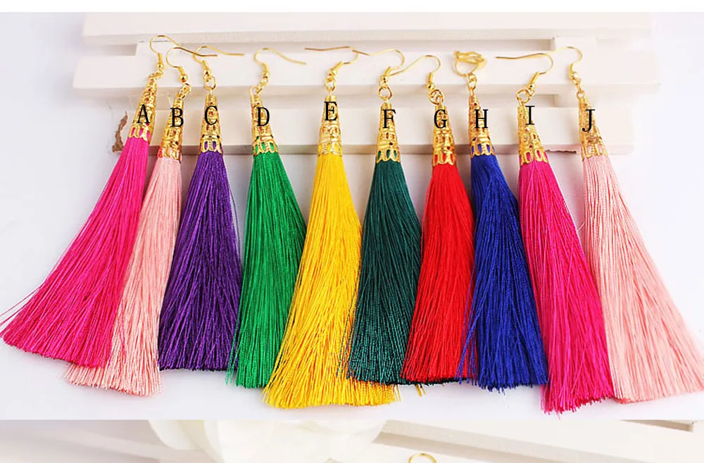 12cm Retro Tassel earrings long section Ear clip Female Latin dance earring Earrings Ethnic Dance Accessories wholesale
12cm Retro Tassel earrings long section Ear clip Female Latin dance earring Earrings Ethnic Dance Accessories wholesale