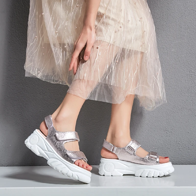 ISNOM Genuine Leather Sandals Women Open Toe Footwear Platform Sandals Shoes Female Casual Flat With Shoes Woman Summer 2019 New
ISNOM Genuine Leather Sandals Women Open Toe Footwear Platform Sandals Shoes Female Casual Flat With Shoes Woman Summer 2019 New