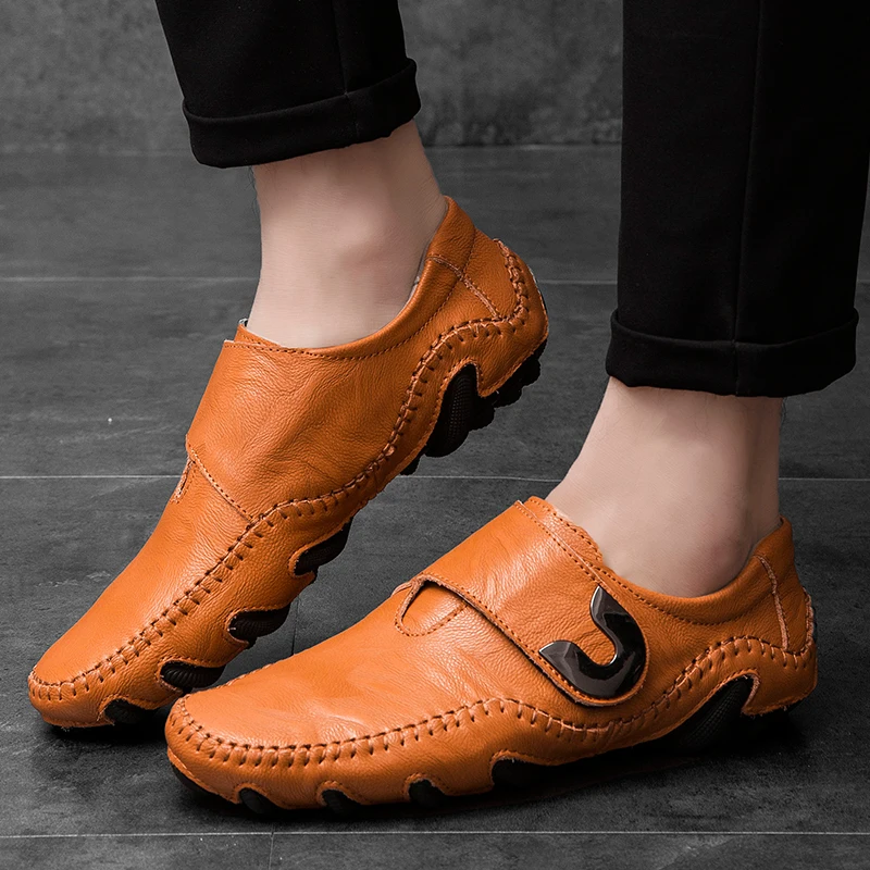 2020 Handmade Genuine Leather Mens Shoes Casual Luxury Men Loafers Fashion Breathable Driving Shoes Slip On Moccasins Business
2020 Handmade Genuine Leather Mens Shoes Casual Luxury Men Loafers Fashion Breathable Driving Shoes Slip On Moccasins Business