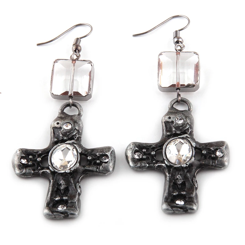 MOODPC Fashion Crystal Link Metal Cross Earring
MOODPC Fashion Crystal Link Metal Cross Earring