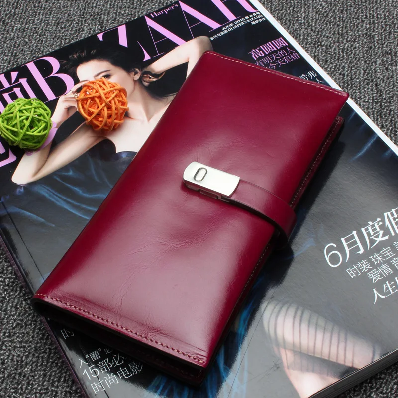 famous brand Genuine Leather Men Wallet Women wallet oil leather Purse Female Card Holder long Clutch bag coin Purse Money Bag
famous brand Genuine Leather Men Wallet Women wallet oil leather Purse Female Card Holder long Clutch bag coin Purse Money Bag