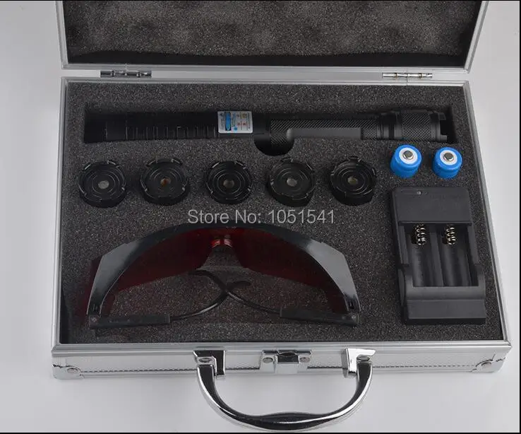 Strong 500000m 500Watt 450nm High Power Blue Laser Pointer Flashlight burn match candle lit cigarette wicked lazer torch Hunting
Strong 500000m 500Watt 450nm High Power Blue Laser Pointer Flashlight burn match candle lit cigarette wicked lazer torch Hunting