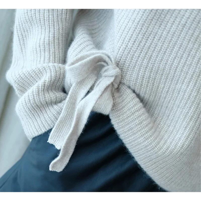 JECH New fashion high-necked sweaters women loose thick cashmere sweater female long-sleeved tie fall winter knitted lady
JECH New fashion high-necked sweaters women loose thick cashmere sweater female long-sleeved tie fall winter knitted lady