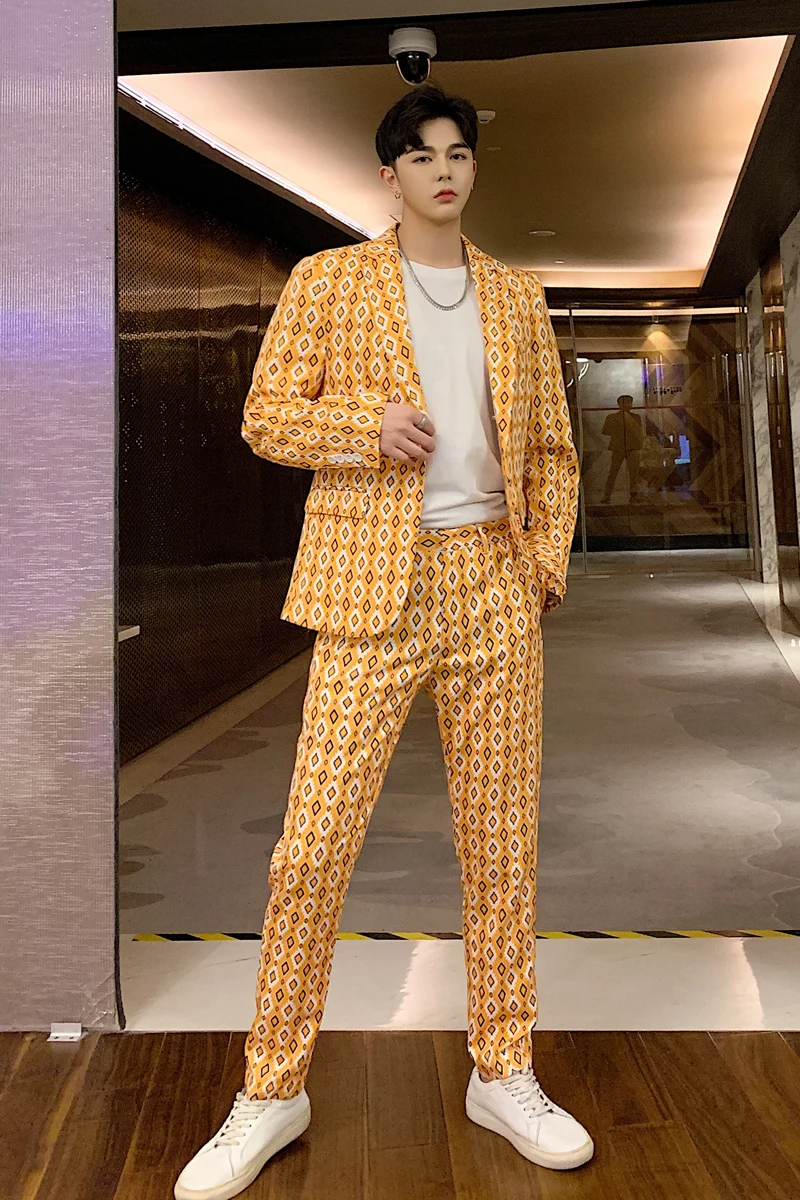 M-X!!Spring new Korean version of the self-cultivation men's plaid suits nightclub hair stylist tide men's youth suit two-piece.
M-X!!Spring new Korean version of the self-cultivation men's plaid suits nightclub hair stylist tide men's youth suit two-piece.