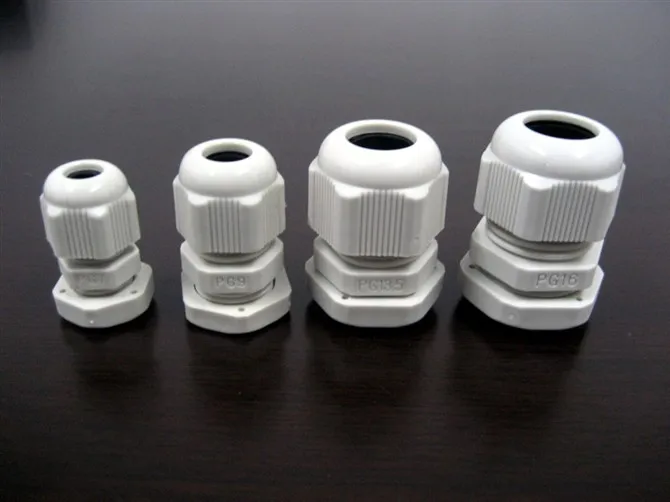100pcs PG9 Waterproof Nylon Plastic Cable Gland Connector