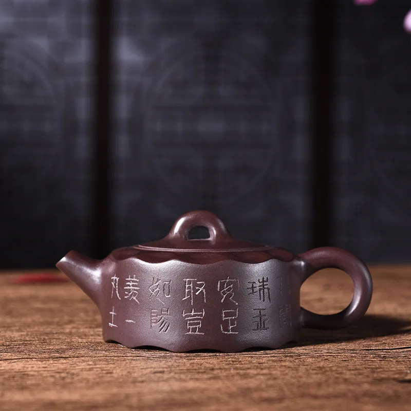 Чайник из фиолетовой глины Yixing, оригинальный чайник ручной работы из сырой руды и пурпурной глины с принтом сердечника, чайник кунг-фу, чайн...
Чайник из фиолетовой глины Yixing, оригинальный чайник ручной работы из сырой руды и пурпурной глины с принтом сердечника, чайник кунг-фу, чайн...