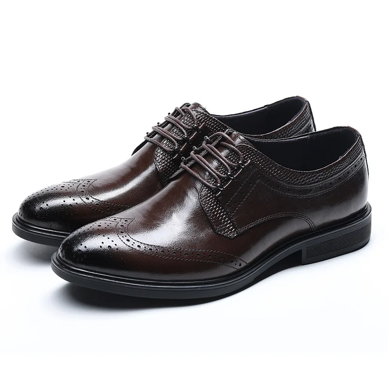 Size 38-43 Oxfords Fashion Carved Hollow Casual Pointed Top Formal Business Male Wedding Dress Flats Leather Men Shoes
Size 38-43 Oxfords Fashion Carved Hollow Casual Pointed Top Formal Business Male Wedding Dress Flats Leather Men Shoes