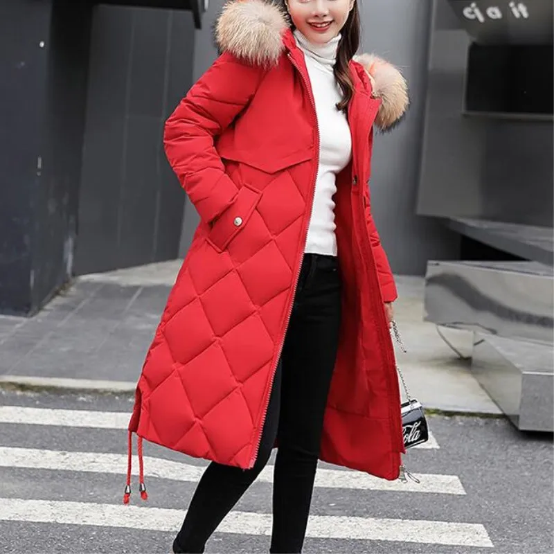 Женское зимнее пальто с капюшоном меховым воротником | Женская одежда