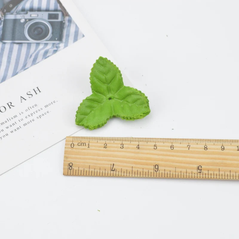 200pcs silk roses leaves fake leaf for wedding home decor bridal accessories clearance diy christmas wreath artificial flowers
200pcs silk roses leaves fake leaf for wedding home decor bridal accessories clearance diy christmas wreath artificial flowers