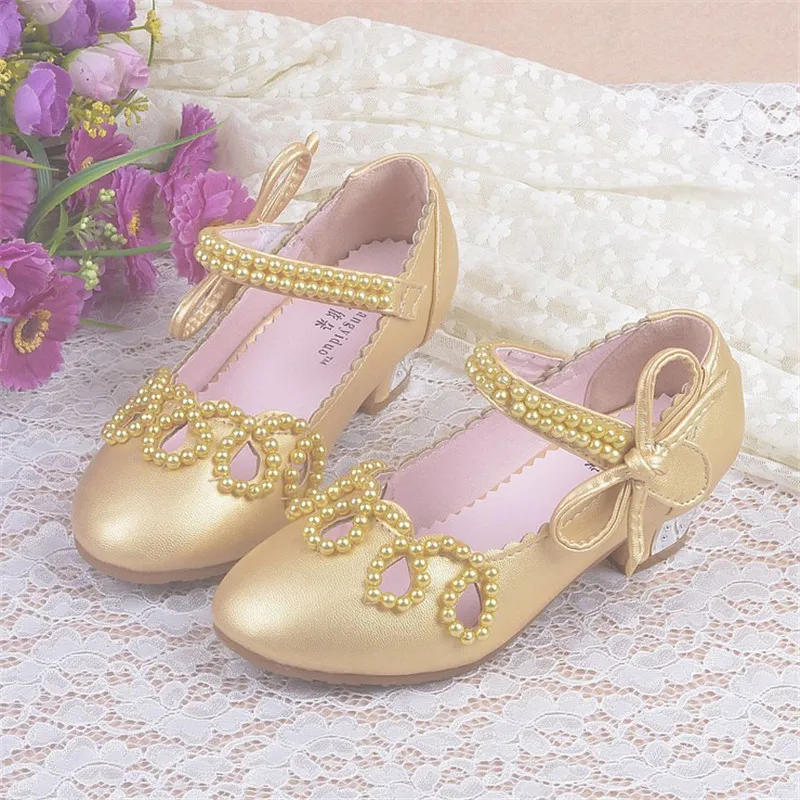 QGXSSHI Girls Leather Shoes Autumn Bowtie Sandals 2016 New Children Shoes High Heels Princess Sandals Beaded Shoes For Girls
QGXSSHI Girls Leather Shoes Autumn Bowtie Sandals 2016 New Children Shoes High Heels Princess Sandals Beaded Shoes For Girls