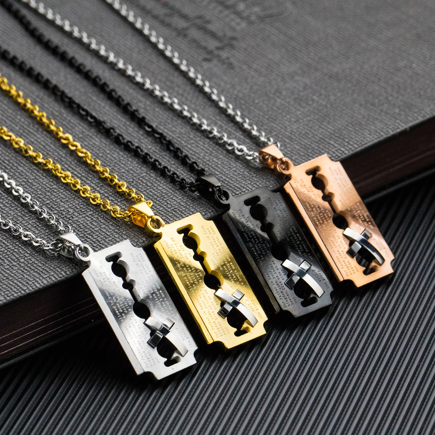 Fashion Titanium Steel Couple Necklace Individual Cross Blade Hanging Accessories for Men and Women
Fashion Titanium Steel Couple Necklace Individual Cross Blade Hanging Accessories for Men and Women