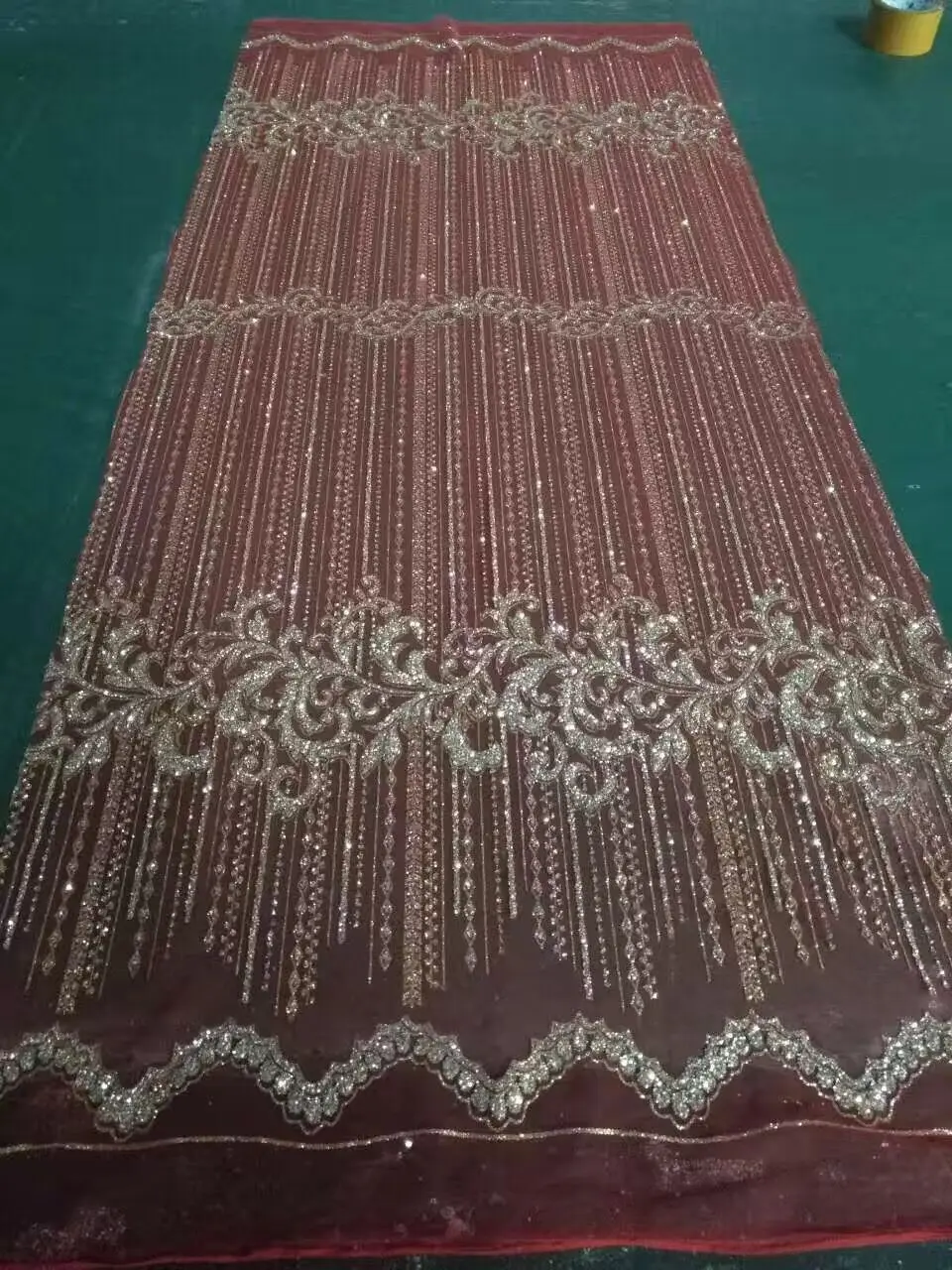 fashion french net lace fabric SYJ-9127with glued glitter tulle guipure lace fabric 5 yards/lot
fashion french net lace fabric SYJ-9127with glued glitter tulle guipure lace fabric 5 yards/lot