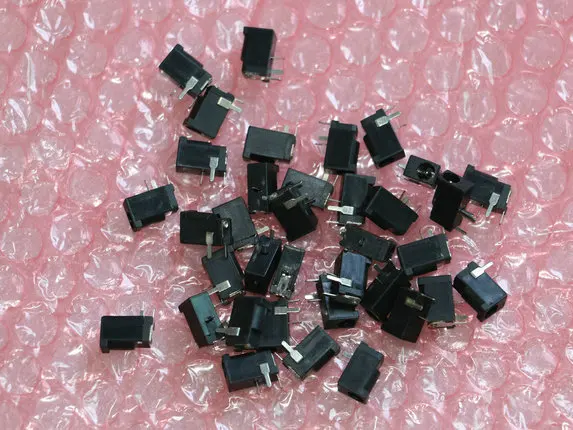 tracking number 20 pcs / lot DIY DC Plug 3.5x1.35mm Female / F power socket Power supply Jack socket for Power charger cable
tracking number 20 pcs / lot DIY DC Plug 3.5x1.35mm Female / F power socket Power supply Jack socket for Power charger cable