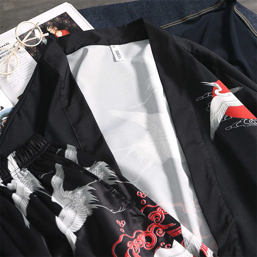 Fashion men's suit summer print set Lovers Individuality Print Top cotton and linen hot springs pajamas home service suit Y611
Fashion men's suit summer print set Lovers Individuality Print Top cotton and linen hot springs pajamas home service suit Y611