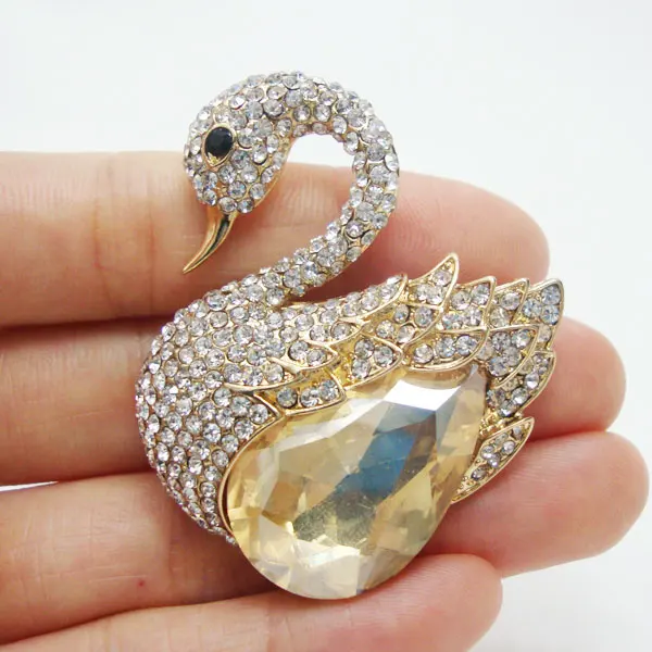 TTjewelry Gold-Tone Charming Clear Swan Bird Rhinestone Crystal Brooch Pin Woman Jewelry
TTjewelry Gold-Tone Charming Clear Swan Bird Rhinestone Crystal Brooch Pin Woman Jewelry
