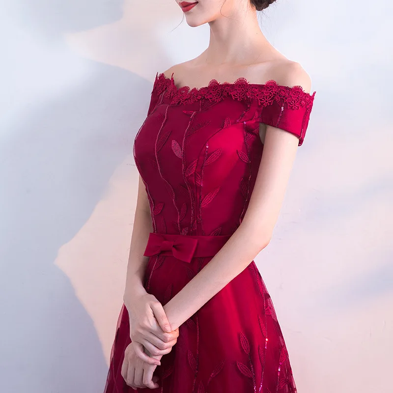 Bride Wedding Evening Dress Red Lace Qipao Long Princess Prom Gown Sexy Cheongsam Modern Chinese Dress Oriental Style Dresses
Bride Wedding Evening Dress Red Lace Qipao Long Princess Prom Gown Sexy Cheongsam Modern Chinese Dress Oriental Style Dresses