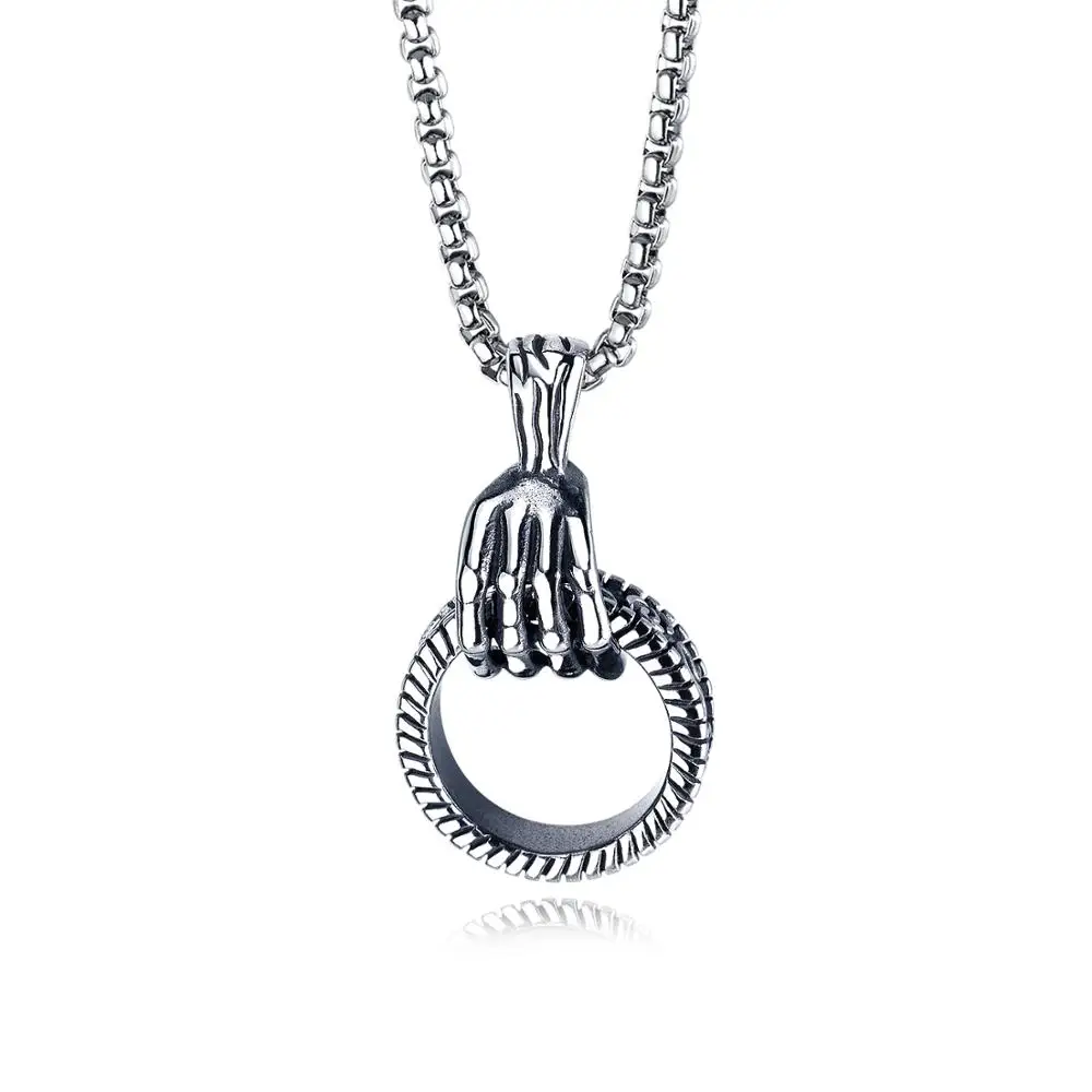 Punk Style Fashion Decoration Ghost Hand Titanium Steel Men's Pendant Movable Tire Pattern Fitness Necklace
Punk Style Fashion Decoration Ghost Hand Titanium Steel Men's Pendant Movable Tire Pattern Fitness Necklace