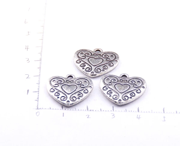 MOODPC Бесплатная доставка Модный сплав сердце очарование для DIY изготовления браслета, ожерелье ювелирные изделия металлические бусины двойная сторона буквы Шарм
MOODPC Бесплатная доставка Модный сплав сердце очарование для DIY изготовления браслета, ожерелье ювелирные изделия металлические бусины двойная сторона буквы Шарм